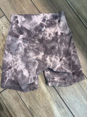 lululemon athletica Tie-Dye Mauve Bike Shorts